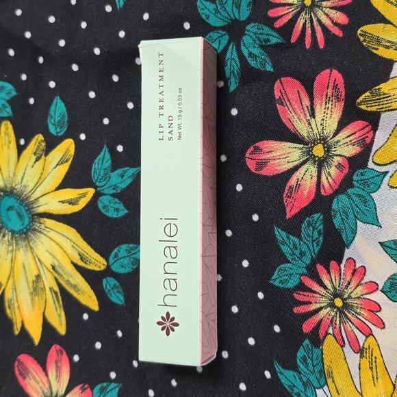 Hanalei Kukui Oil Moisturizing Lip Treatment Shade Sand - Picture 3 of 9